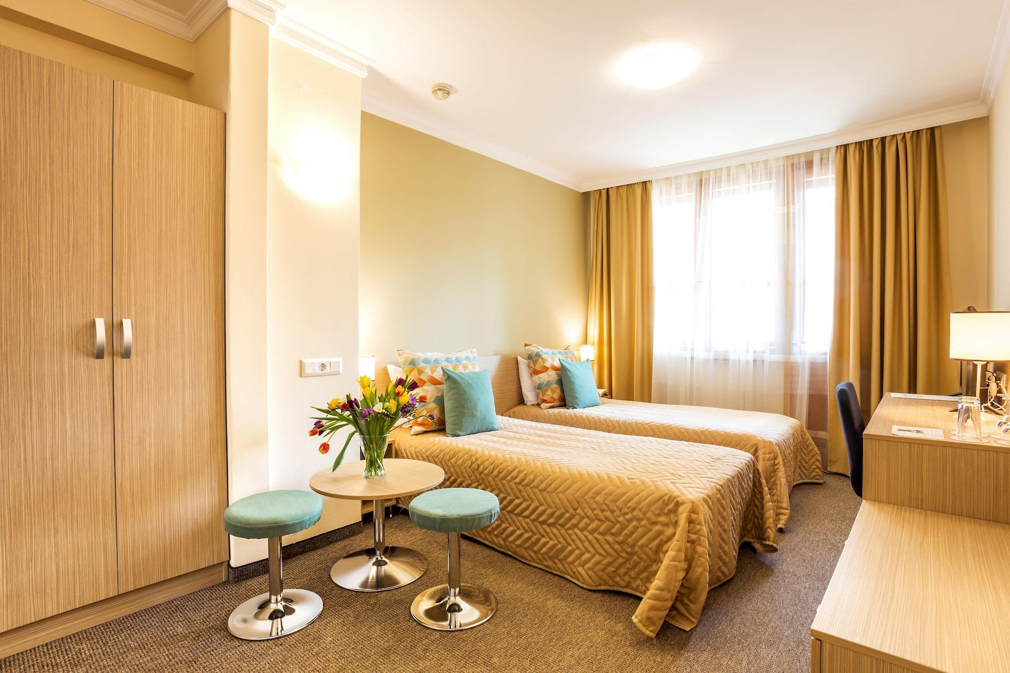 Geneva Hotel София Экстерьер фото
