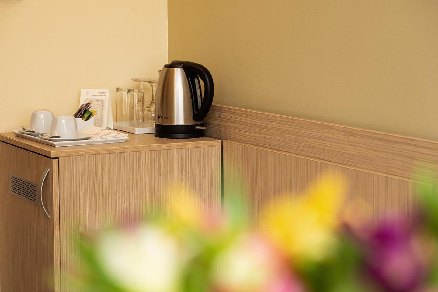 Geneva Hotel София Экстерьер фото