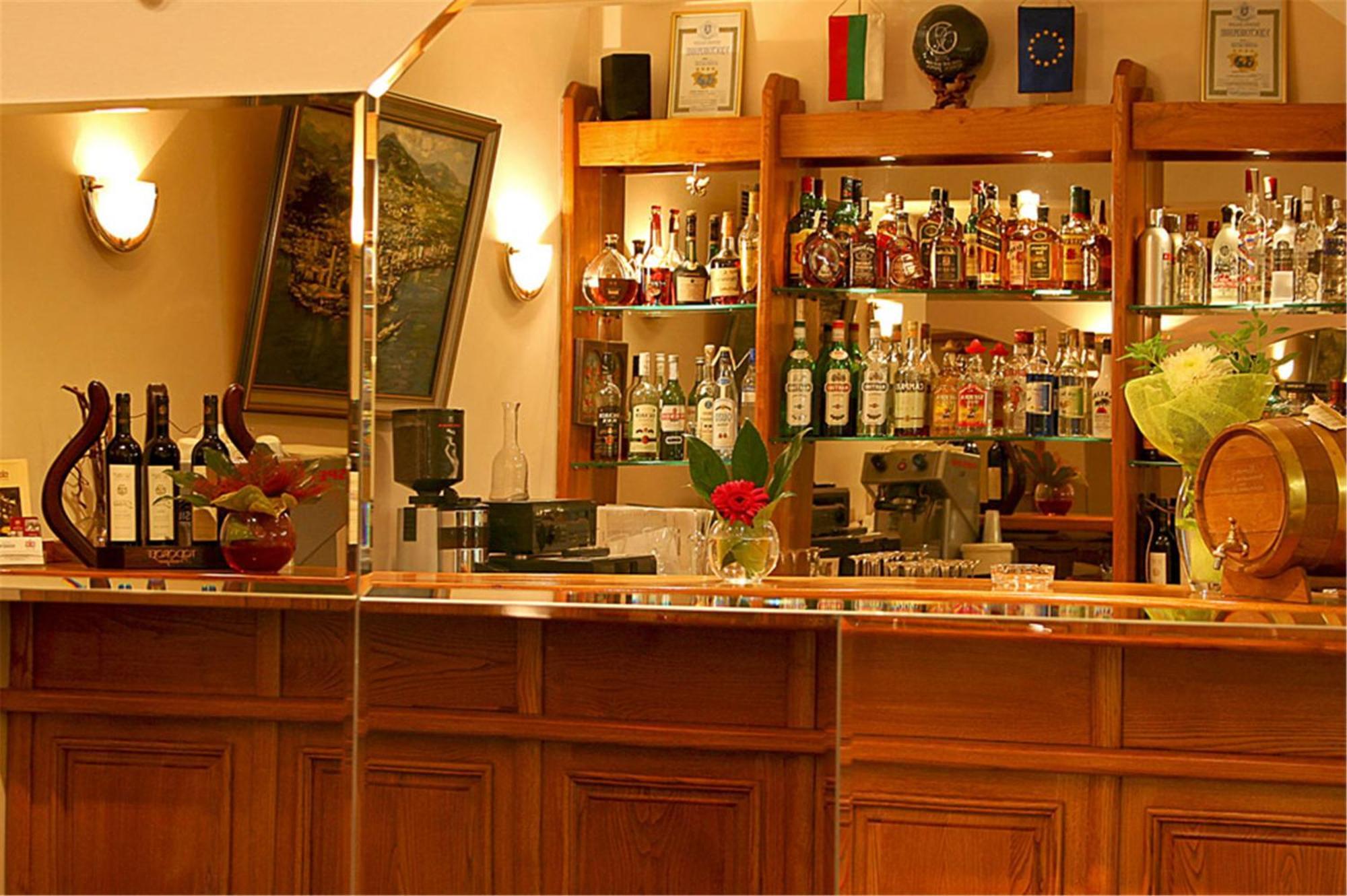 Geneva Hotel София Экстерьер фото