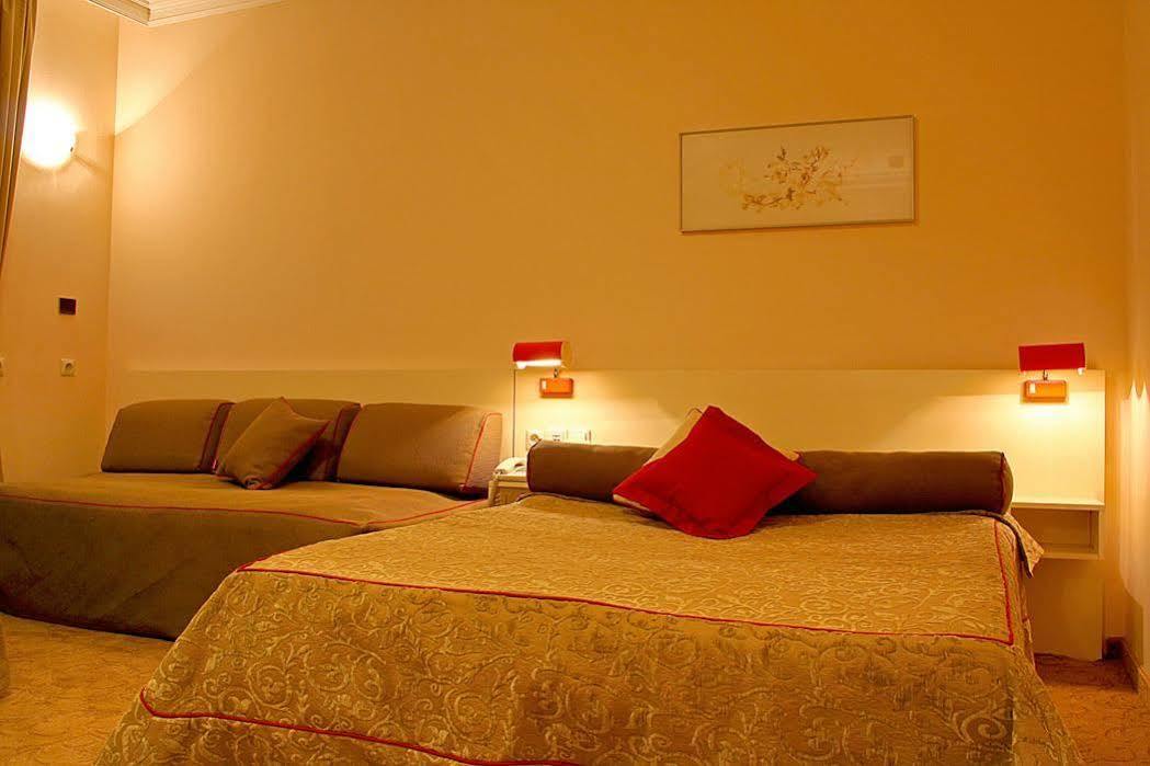 Geneva Hotel София Экстерьер фото